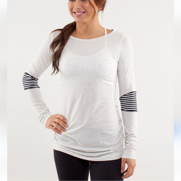 lululemon athletica Tops - Lululemon Devotion Long Sleeve Tee